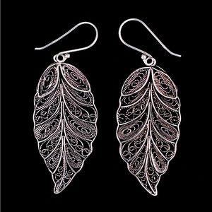 Handmade Solid 925 Sterling Silver Leaf Dangle Earrings (Brand New )